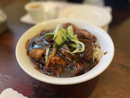 San Tung by null San Tung by null