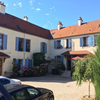 Les Deux Chevres - One of the two buildings at Les Deux Chevres - Hotels Near Me - Gevrey Chambertin, 21