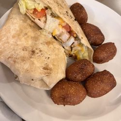 Cagle’s Diner - Chicken Wrap with Mini corndogs