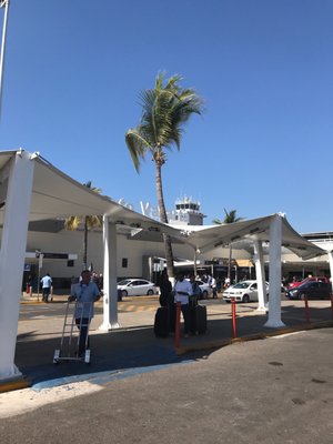 One Puerto Vallarta Aeropuerto by null