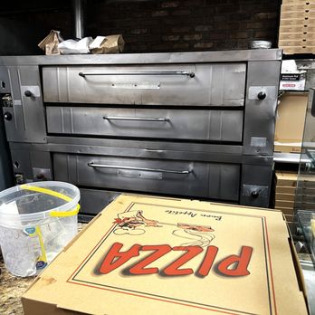 Domenico's Pizzeria - Pizza Near Me - Staten Island, New York Domenico's Pizzeria - Pizza Near Me - Staten Island, New York