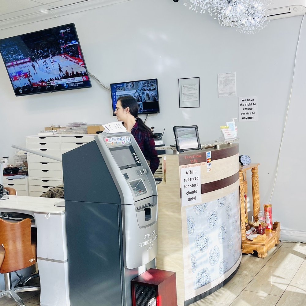 Nu Creations Nails - Check-in and Pay station. Bonus: front staff greeter, receptionist, organizer, appointment setter: Sarah. - Nail Salons Near Me - Tolleson, Arizona