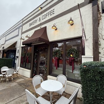 The Cupcake Shoppe - Bakeries Near Me - Raleigh, North Carolina The Cupcake Shoppe - Bakeries Near Me - Raleigh, North Carolina