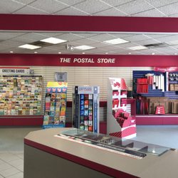 United States Post Office - Lots of greeting cards