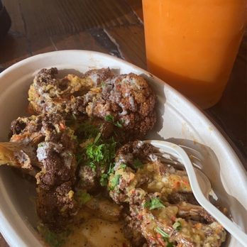 Boaz Cafe - Youthful glow smoothie and spicy cauliflower - Mediterranean Near Me - Cleveland, Ohio Boaz Cafe - Youthful glow smoothie and spicy cauliflower - Mediterranean Near Me - Cleveland, Ohio