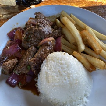Los Balcones - Lomo Saltado - Peruvian Near Me - Los Angeles, California Los Balcones - Lomo Saltado - Peruvian Near Me - Los Angeles, California