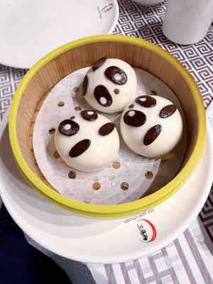 Lao Sze Chuan Highland park by null