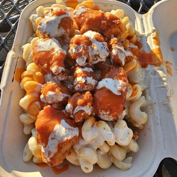 The Mac Box - Buffalo Mac fries - Food Trucks Near Me - Modesto, California The Mac Box - Buffalo Mac fries - Food Trucks Near Me - Modesto, California