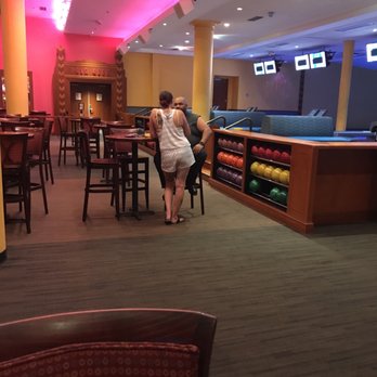 Flamingo Bowl - Very intimate spot for romance. - Bowling Near Me - Saint Louis, Missouri