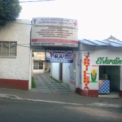 Plaza Médica 24 Horas - Se localiza muy cerca del edificio delegacional.