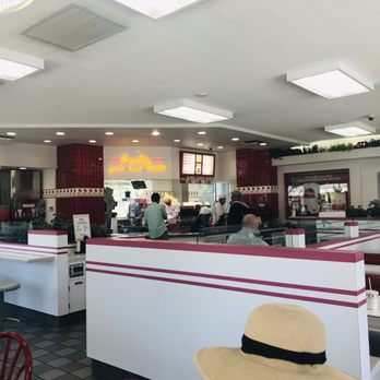 In-N-Out Burger - Fast Food Near Me - Mountain View, California In-N-Out Burger - Fast Food Near Me - Mountain View, California