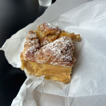 Bakey - Peach Babka (seasonal) - Bakeries Near Me - Boston, Massachusetts