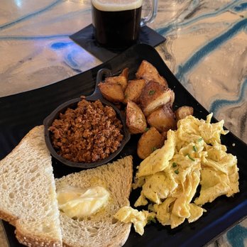 Loading Gastrobrunch - Meat, Eggs Flip n' Taters - Breakfast & Brunch Near Me - St Cloud, Florida