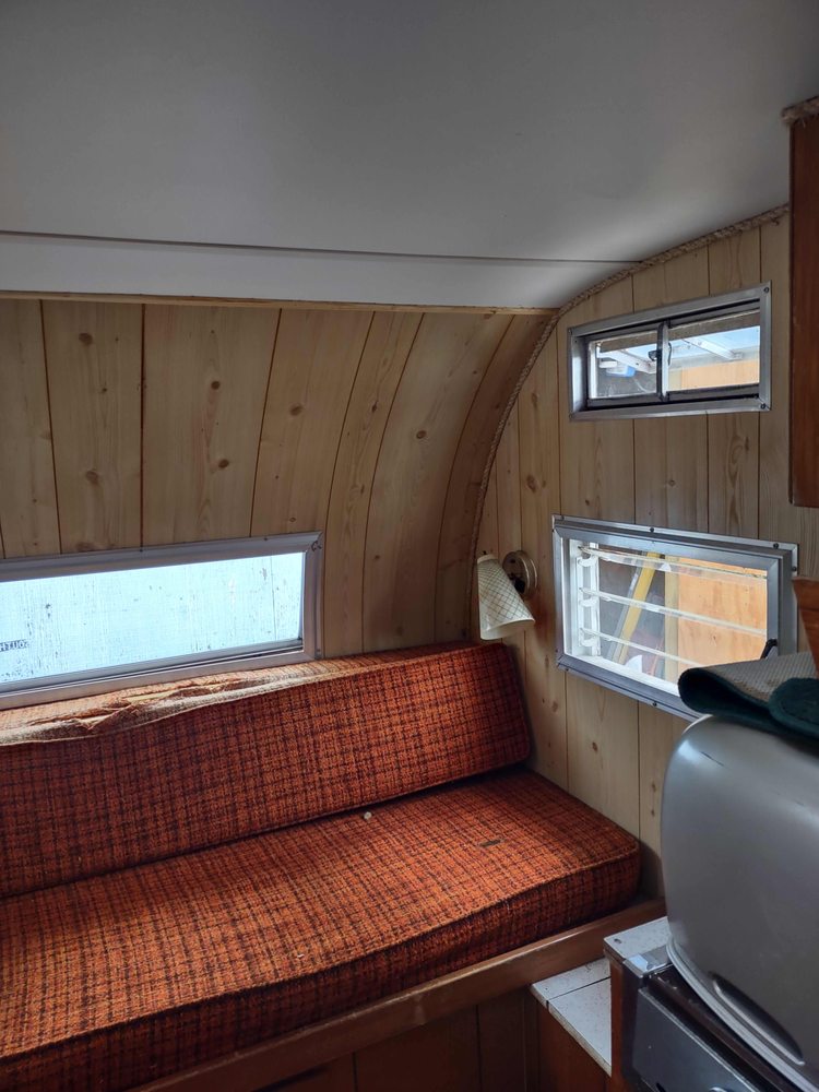 Slide of Bob's Mobile RV Service