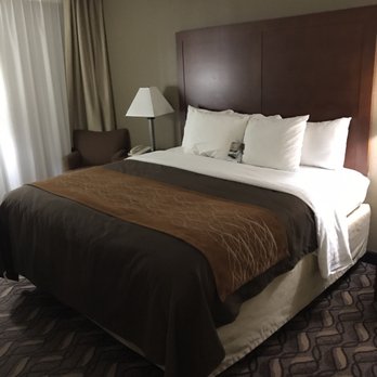 Comfort Inn & Suites - Nice room & comfortable bed. - Hotels Near Me - Memphis, Tennessee
