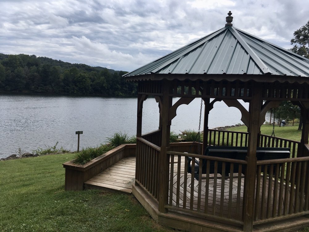 GRAYSON LAKE MARINA Updated August 2024 325 Launch Ramp Rd, Grayson