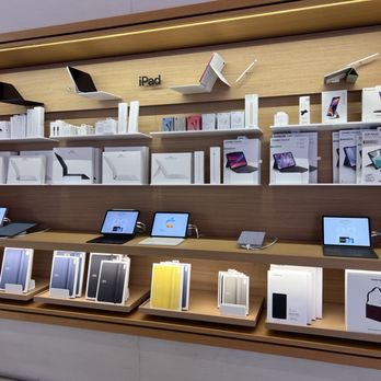 Apple Broadway Plaza - 12/30/25 FYI. - Mobile Phones Near Me - Walnut Creek, California Apple Broadway Plaza - 12/30/25 FYI. - Mobile Phones Near Me - Walnut Creek, California