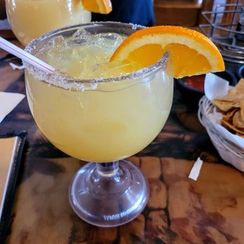 El Patron Mexican Grill - Medium margarita (on the rocks) - Mexican Near Me - Sun Prairie, Wisconsin El Patron Mexican Grill - Medium margarita (on the rocks) - Mexican Near Me - Sun Prairie, Wisconsin