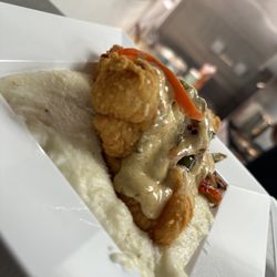 Cru Charlotte - Fried Fish and Grits