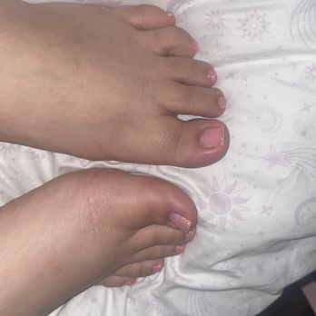 Gulfgate Nails Spa - swollen big toes - Day Spas Near Me - Houston, Texas Gulfgate Nails Spa - swollen big toes - Day Spas Near Me - Houston, Texas