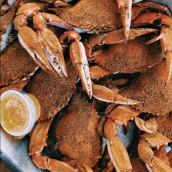 Hnina's Seafood - Maryland Style Blue Crabs