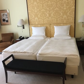 Hotel Adlon Kempinski - Deluxe room - Hotels Near Me - Berlin, BE