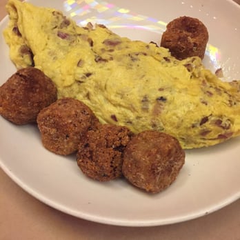 Carnivale Chicago - Omelette with tater tots - Latin American Near Me - Chicago, Illinois