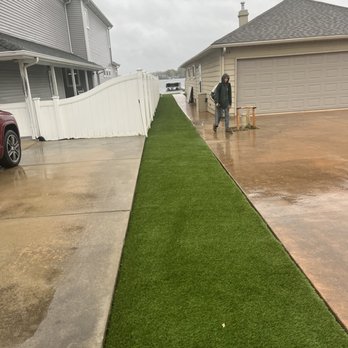 Engineered Turf Systems - JT-81 Landscape Turf on Lake Fenton - Artificial Turf Near Me - Howell, Michigan