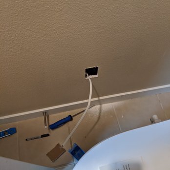 Advanced Water & Power - He installed a new plug in my bathroom. - Electricians Near Me - Claremont, California Advanced Water & Power - He installed a new plug in my bathroom. - Electricians Near Me - Claremont, California