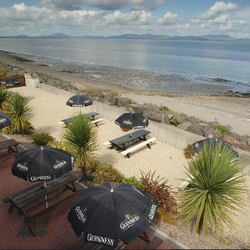 Linn Duachaill At The Glyde Inn