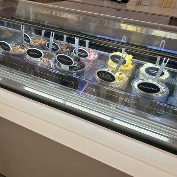 Freddo - Desserts Near Me - Pembroke Pines, Florida Freddo - Desserts Near Me - Pembroke Pines, Florida