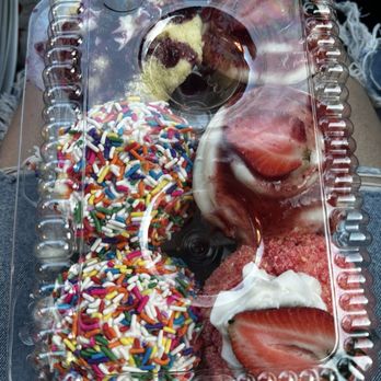 Scratch Bakery - Happy Birthday Cupcake, Strawberry Cheesecake Cupcake, Lemon Blueberry Cupcake and Strawberry Crunch Cupcake - Bakeries Near Me - Hampton, Virginia