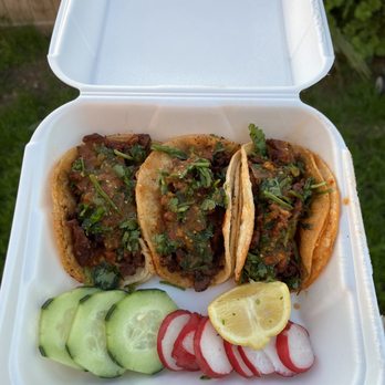 La Michoacana Melgoza 2 - Carne Asada Tacos - Food Trucks Near Me - Bakersfield, California