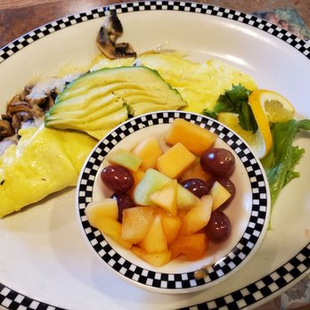 Black Bear Diner Davis - Veggie Omlette - American Near Me - Davis, California Black Bear Diner Davis - Veggie Omlette - American Near Me - Davis, California