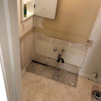 Orange County Affordable Bathrooms - a bathroom being remodeled - General Contractors Near Me Orange County Affordable Bathrooms - a bathroom being remodeled - General Contractors Near Me