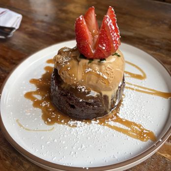 Brighton Bodega - IRISH STICKY TOFFEE PUDDING - Cocktail Bars Near Me - Brighton, Massachusetts