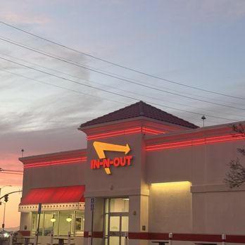 In-N-Out Burger - Burgers Near Me - Compton, California