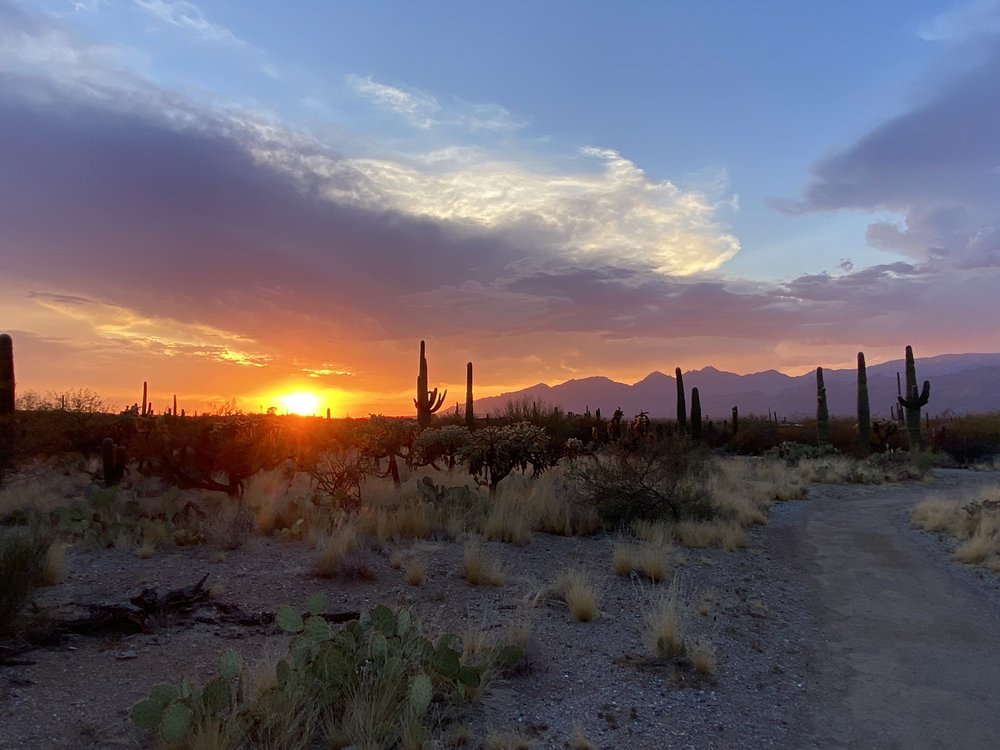 Broadway Trailhead Logo