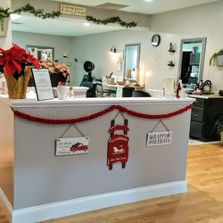 Shear Grace Hair Designs - Decorated for the Holidays!
