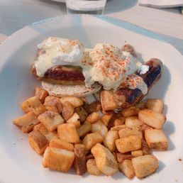 Eggs Benedict w/ Sausage Eggs Benedict w/ Sausage