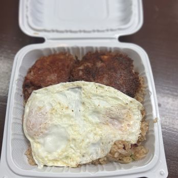 Penny's Drive In - Regular breakfast corn beef hash fried rice over easy eggs - Hawaiian Near Me - Honolulu, Hawaii