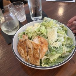Caesar salad with chicken
