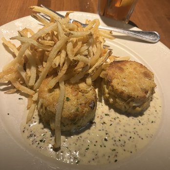 131 MAIN Restaurant - Maryland Style Crab Cakes - American Near Me - Cornelius, North Carolina