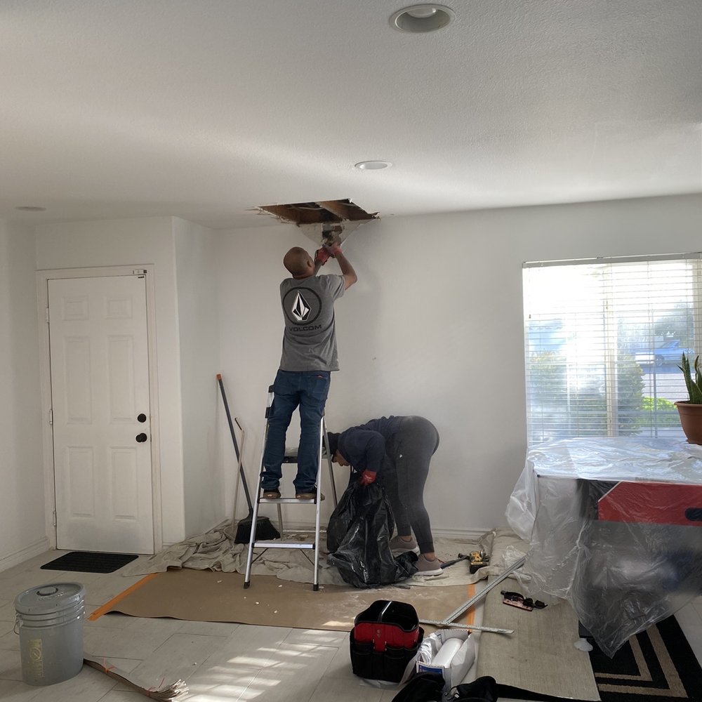 AMI Handyman Services - Need to cover up the ceiling after repairing the leak from the upstair bathroom - Handyman Near Me - San Pedro, California AMI Handyman Services - Need to cover up the ceiling after repairing the leak from the upstair bathroom - Handyman Near Me - San Pedro, California