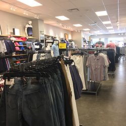 Express Factory Outlet - Express Outlet - Woodstock