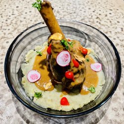 PYP Restaurant  - Lamb  Shank!
Para reservaciones e info 787-703-2210 787-422-6220, Open Table app.