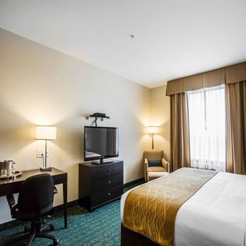 Comfort Hotel Bayer's Lake - Hotels Near Me - Halifax, Nova Scotia Comfort Hotel Bayer's Lake - Hotels Near Me - Halifax, Nova Scotia