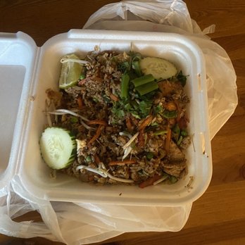Tom Yum - Sushi Bars Near Me - Amelia, Ohio Tom Yum - Sushi Bars Near Me - Amelia, Ohio