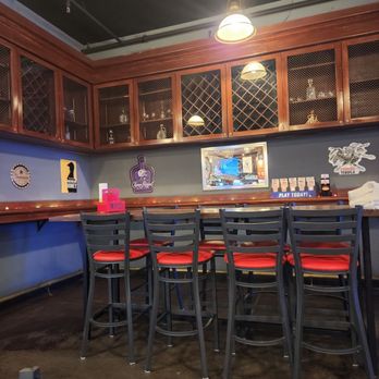 Saucy's Pizzeria-High Ridge - A closer look at the bar and cabinets - Pizza Near Me - High Ridge, Missouri Saucy's Pizzeria-High Ridge - A closer look at the bar and cabinets - Pizza Near Me - High Ridge, Missouri