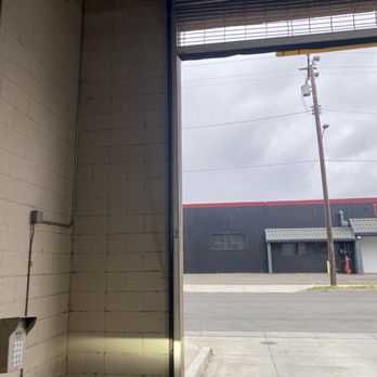 StorQuest Self Storage - Self Storage Near Me - Gardena, California